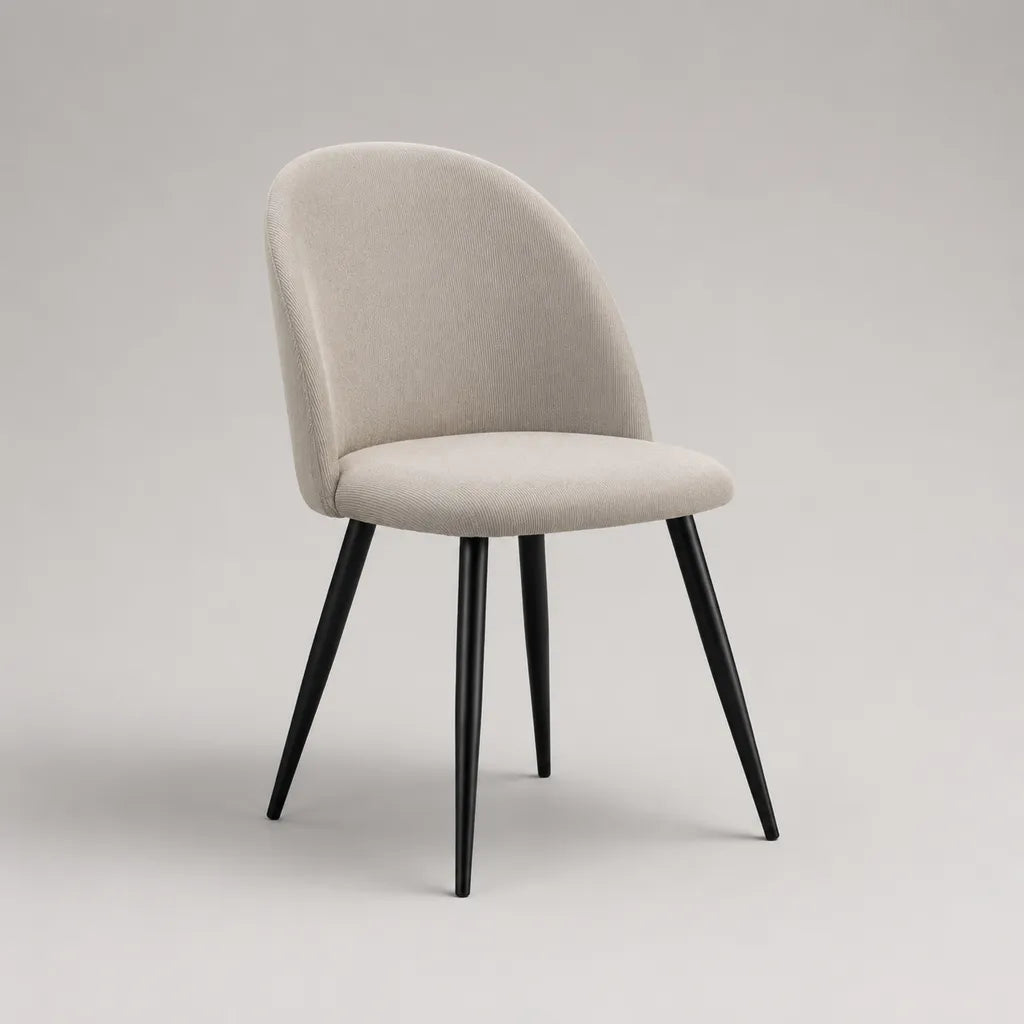 Sedia da pranzo imbottita in tessuto beige con gambe in acciaio nero e schienale arrotondato, 50 × 55 × 82 cm