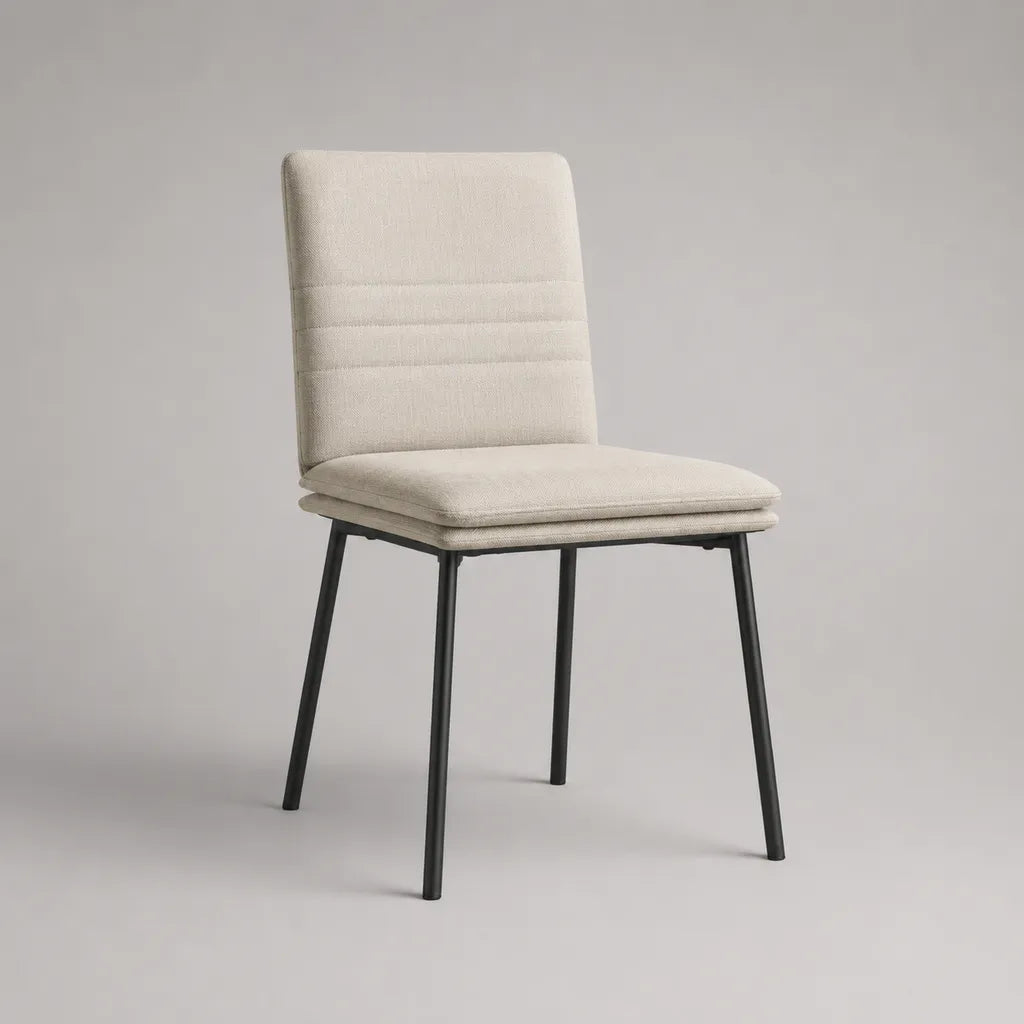 Sedia da pranzo imbottita in poliestere beige con gambe in acciaio nero, 45 × 55 × 87 cm