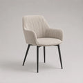Sedia da pranzo con braccioli beige e gambe in metallo nero, 58 × 61 × 83 cm